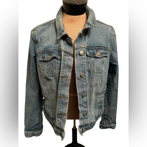 Loft Jean jacket size Large new Truckers style